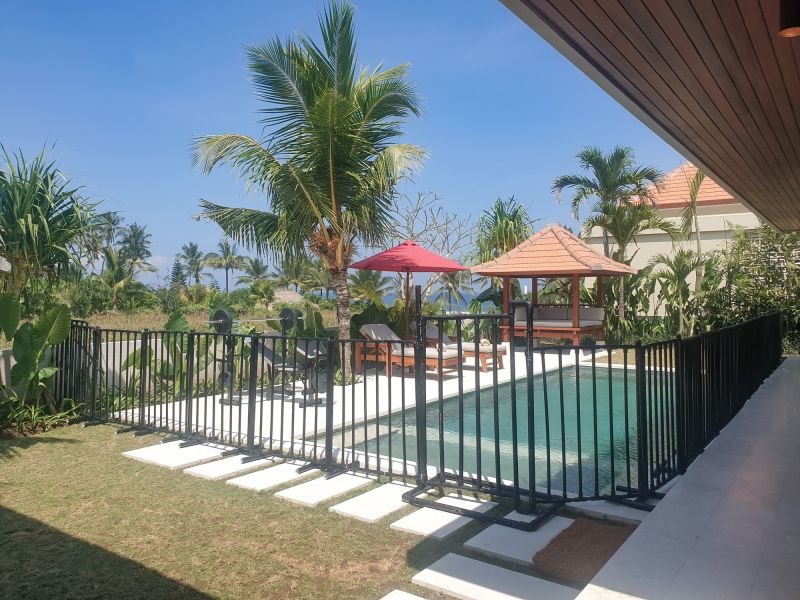 Metal Pool Fence Installation Service